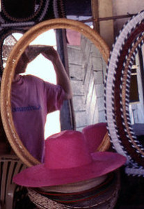 pink hat Torrijos